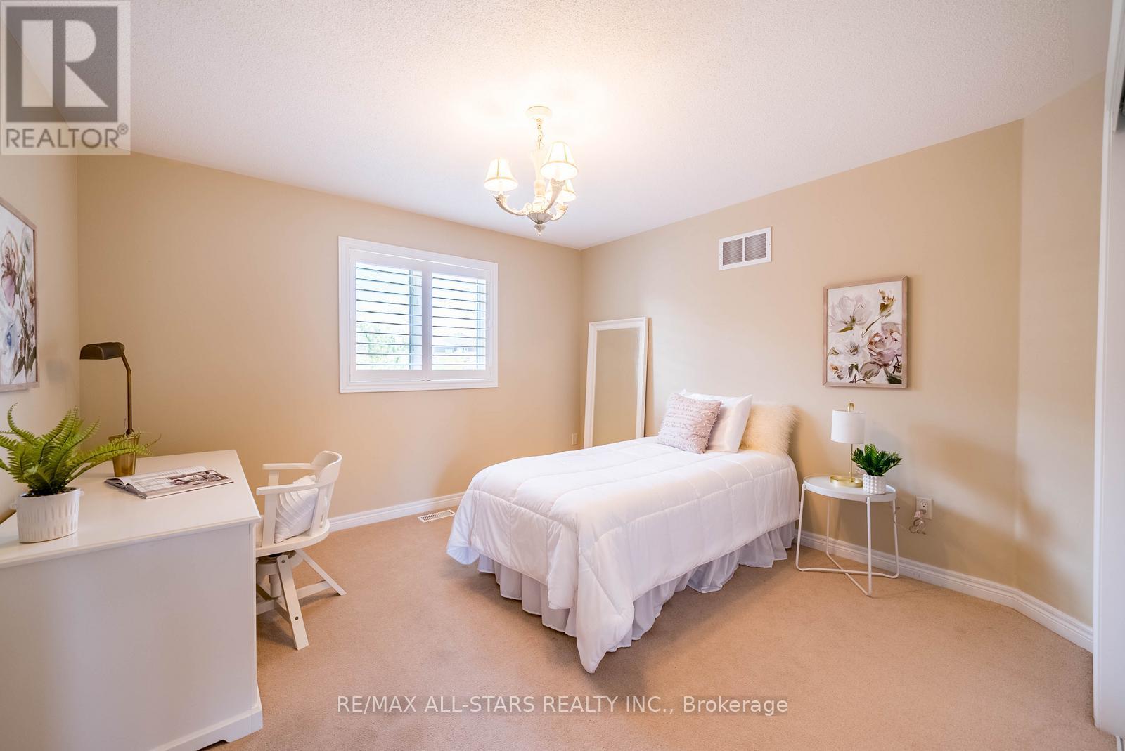 113 Bayberry Street, Whitchurch-Stouffville, Ontario  L4A 0E4 - Photo 24 - N13216678