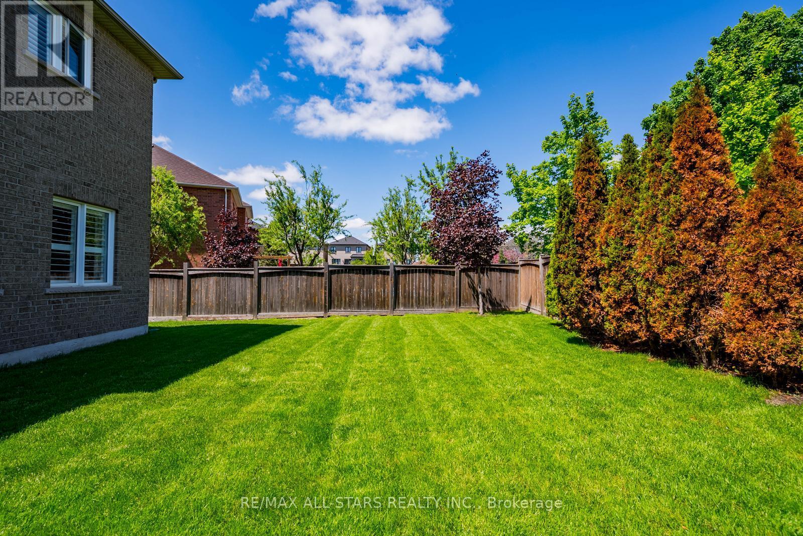 113 Bayberry Street, Whitchurch-Stouffville, Ontario  L4A 0E4 - Photo 38 - N13216678