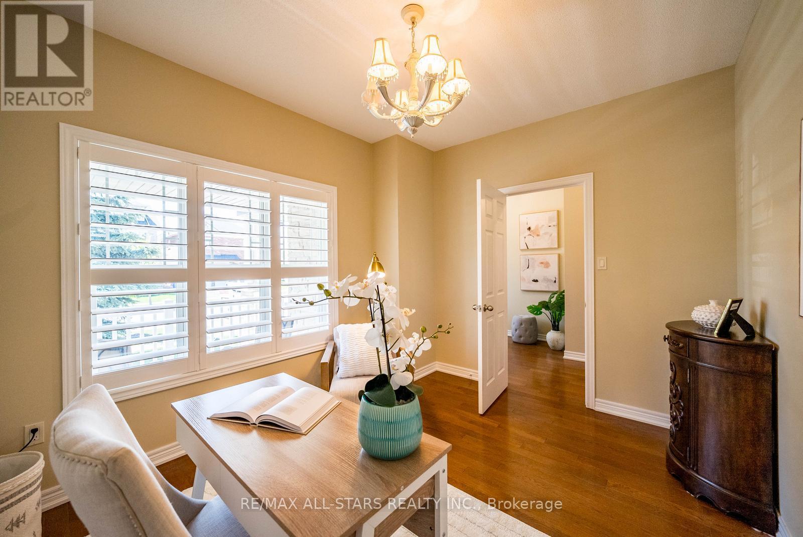 113 Bayberry Street, Whitchurch-Stouffville, Ontario  L4A 0E4 - Photo 8 - N13216678
