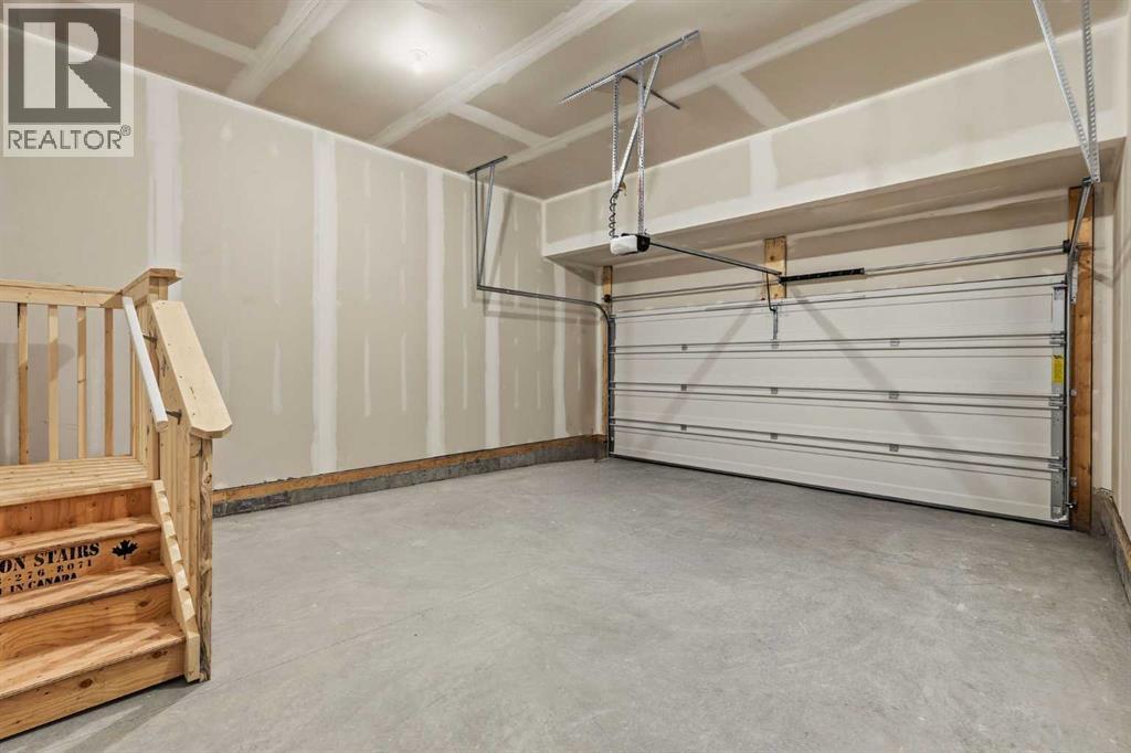 72 Calhoun Rise NE, Calgary, Alberta  T3P 2P5 - Photo 38 - A2275890