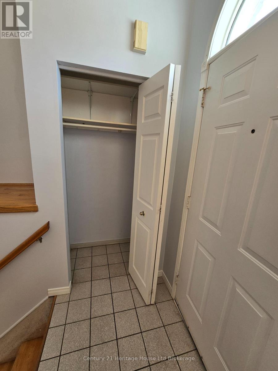 1229 Brackenwood Crescent, Kingston, Ontario  K7P 2W4 - Photo 6 - X13214482