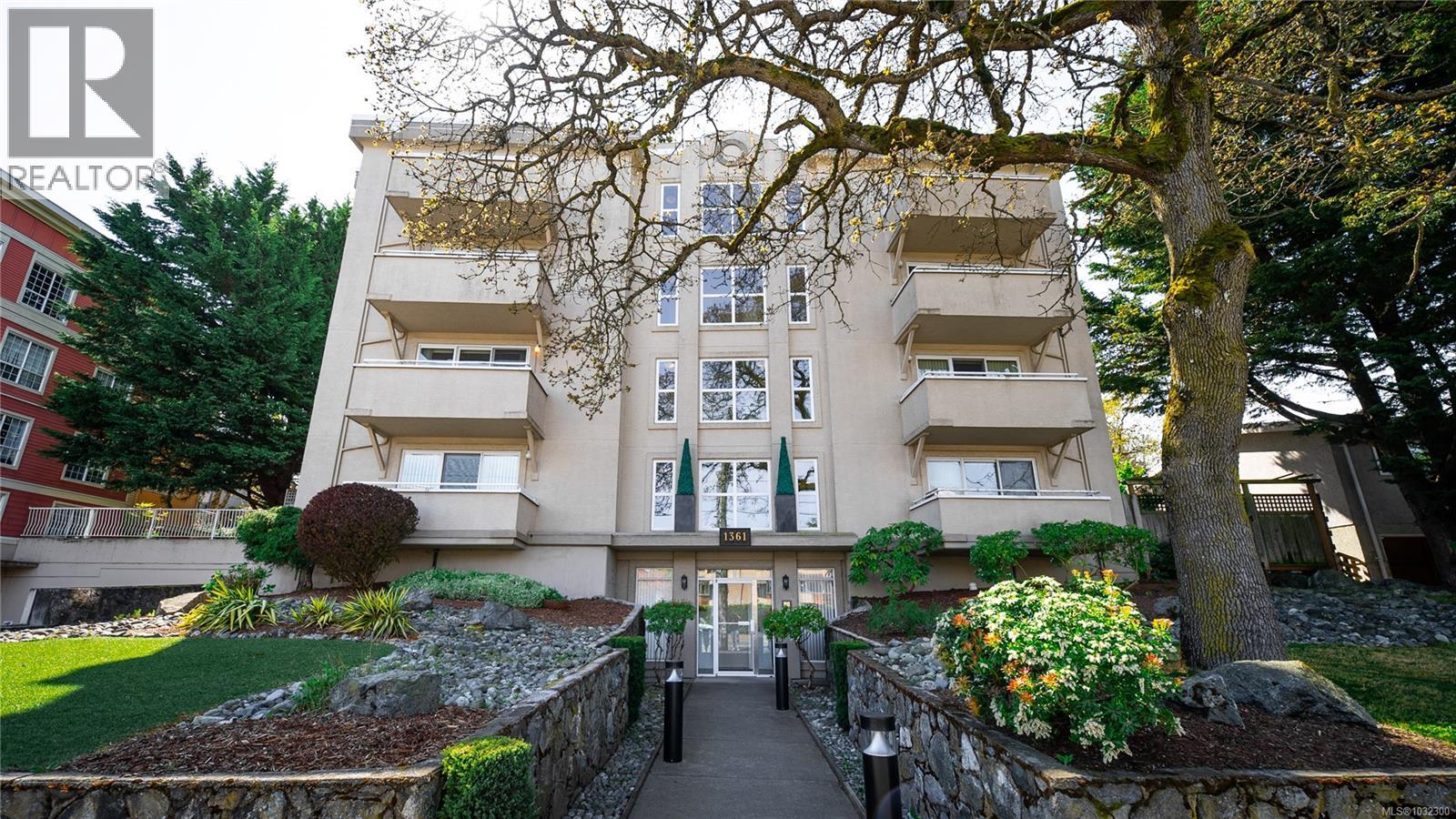 204 1361 Hillside Ave, Victoria, British Columbia  V8T 2B3 - Photo 1 - 1032300