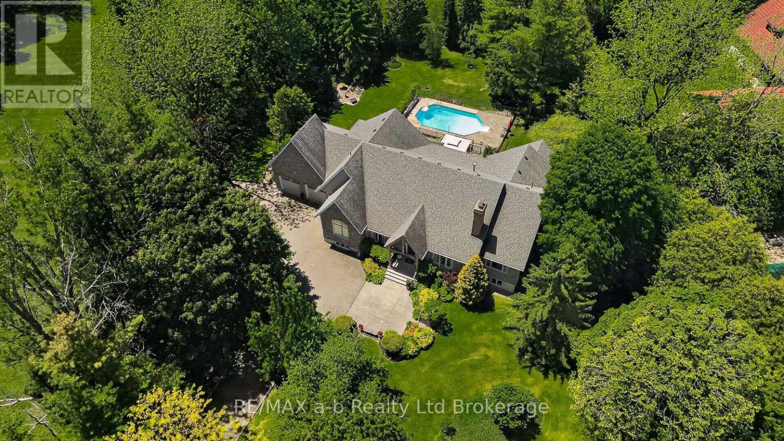 11 Norsworthy Lane, Ingersoll, Ontario  N5C 4G5 - Photo 2 - X12734612