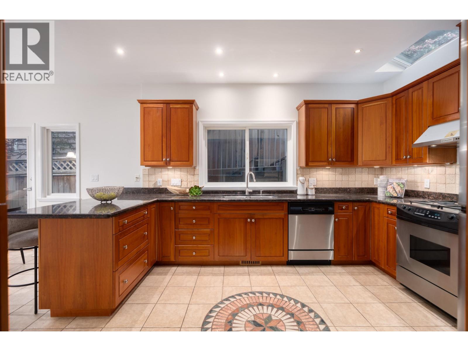 4080 St. Pauls Avenue, North Vancouver, British Columbia  V7N 1T5 - Photo 39 - R3129785