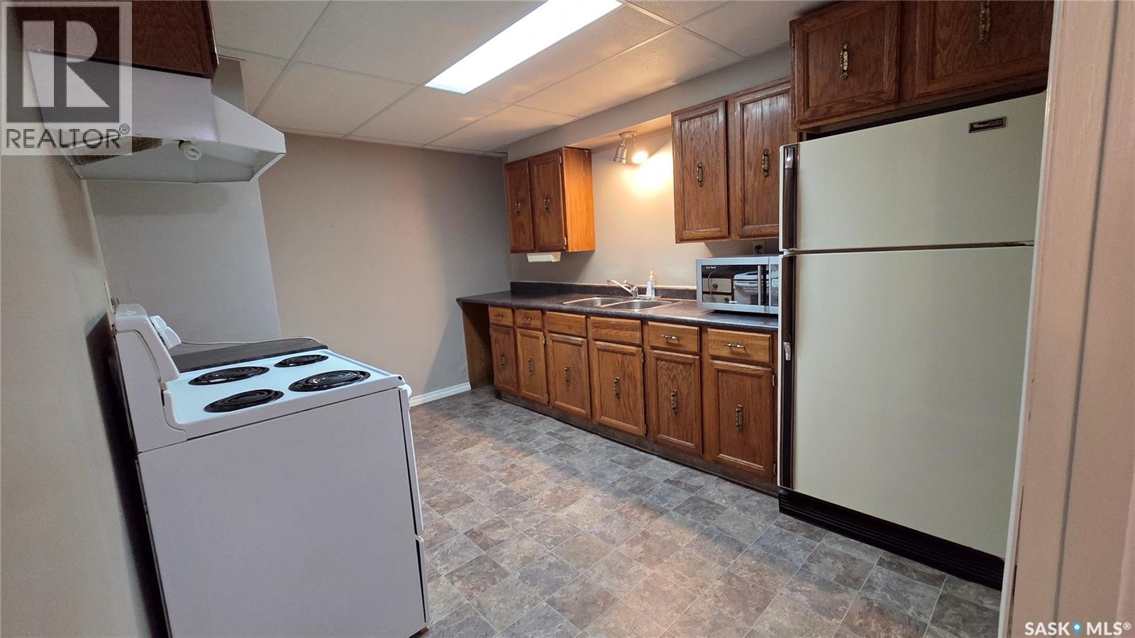 1661 103rd Street, North Battleford, Saskatchewan  S9A 1L6 - Photo 19 - SK037637