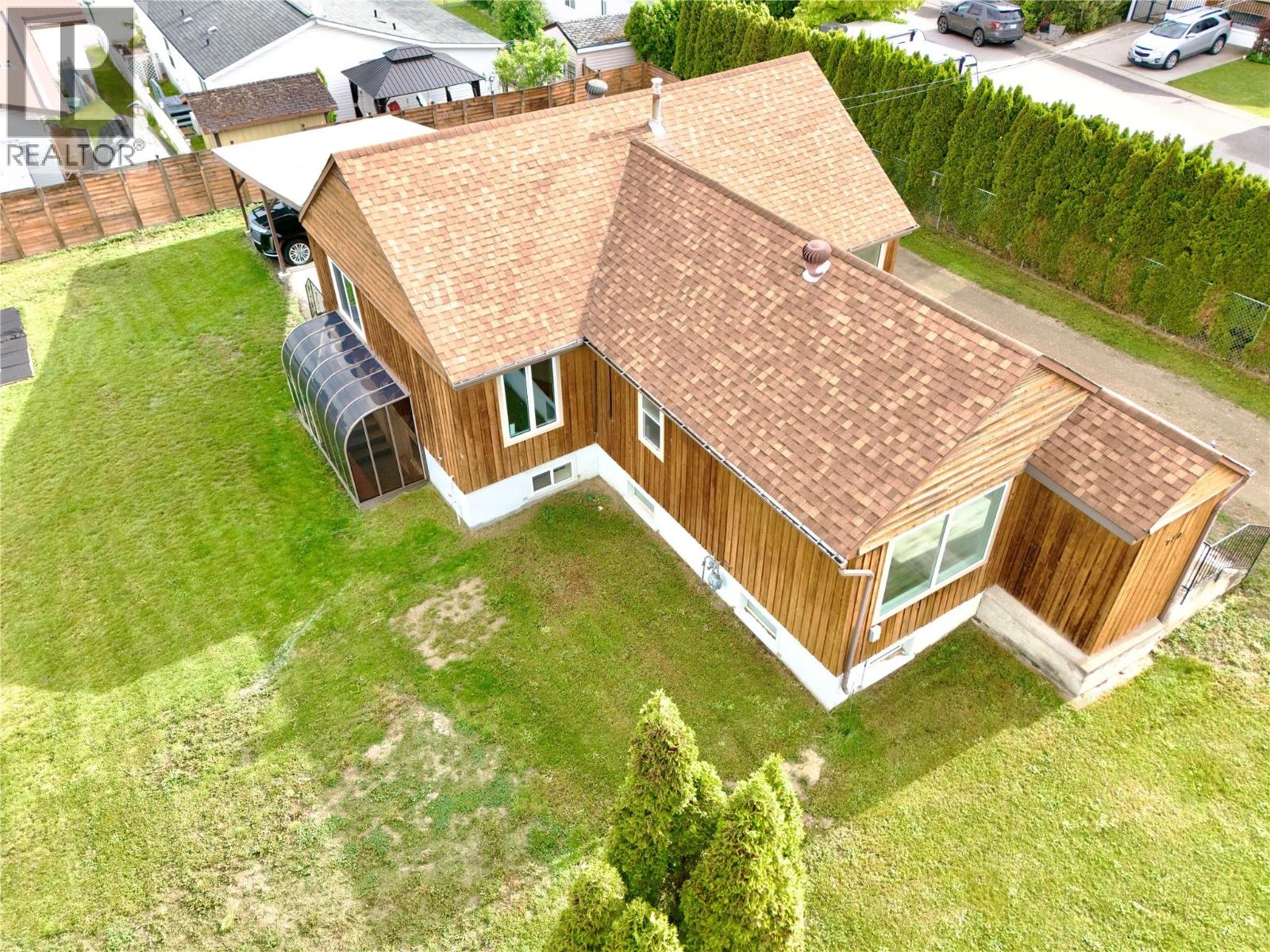 710 Devon Street, Creston, British Columbia  V0B 1G6 - Photo 10 - 10388316