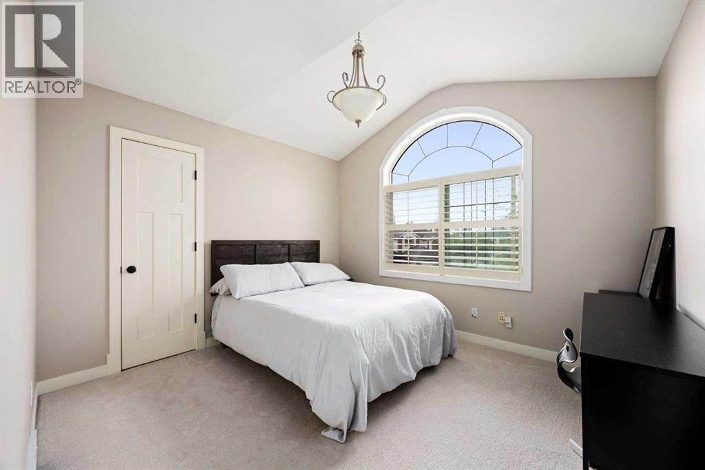 22 Strathridge Court Sw, Calgary, Alberta  T3H 4M2 - Photo 26 - A2313679