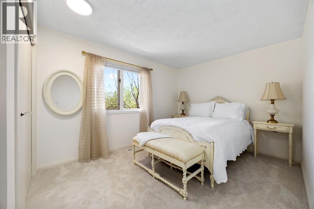 51 Woodridge Close Sw, Calgary, Alberta  T2W 5M2 - Photo 25 - A2313117