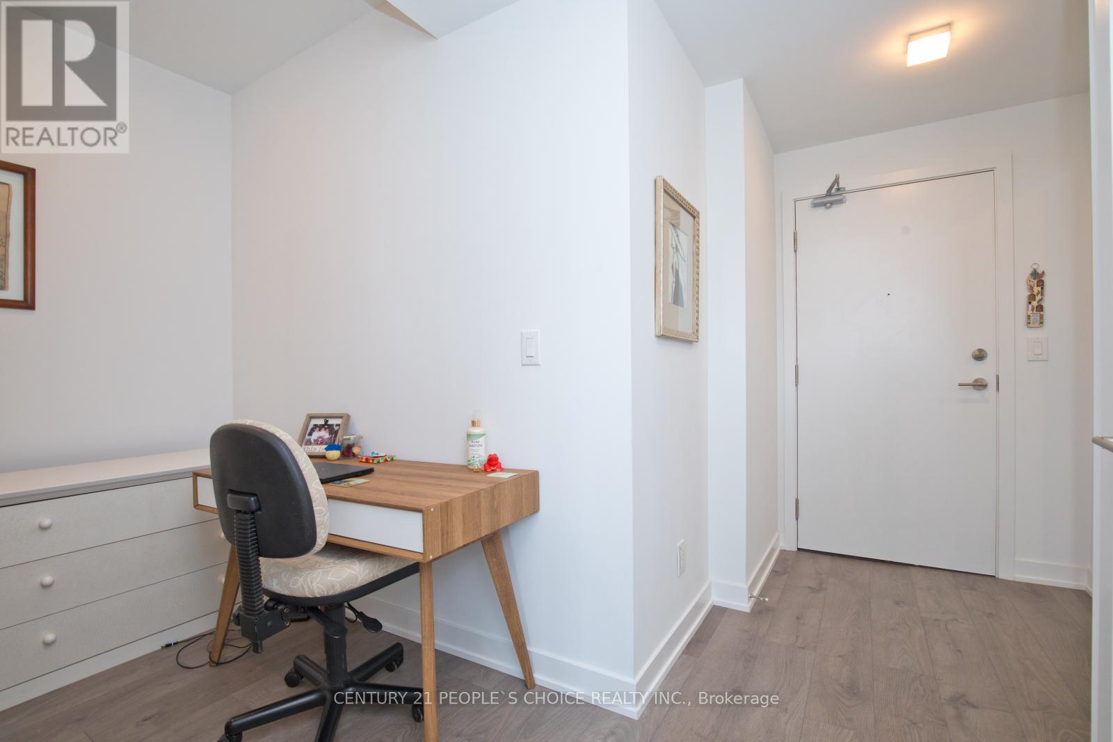 302 - 180 Veterans Drive, Brampton, Ontario  L7A 5G7 - Photo 5 - W13216624