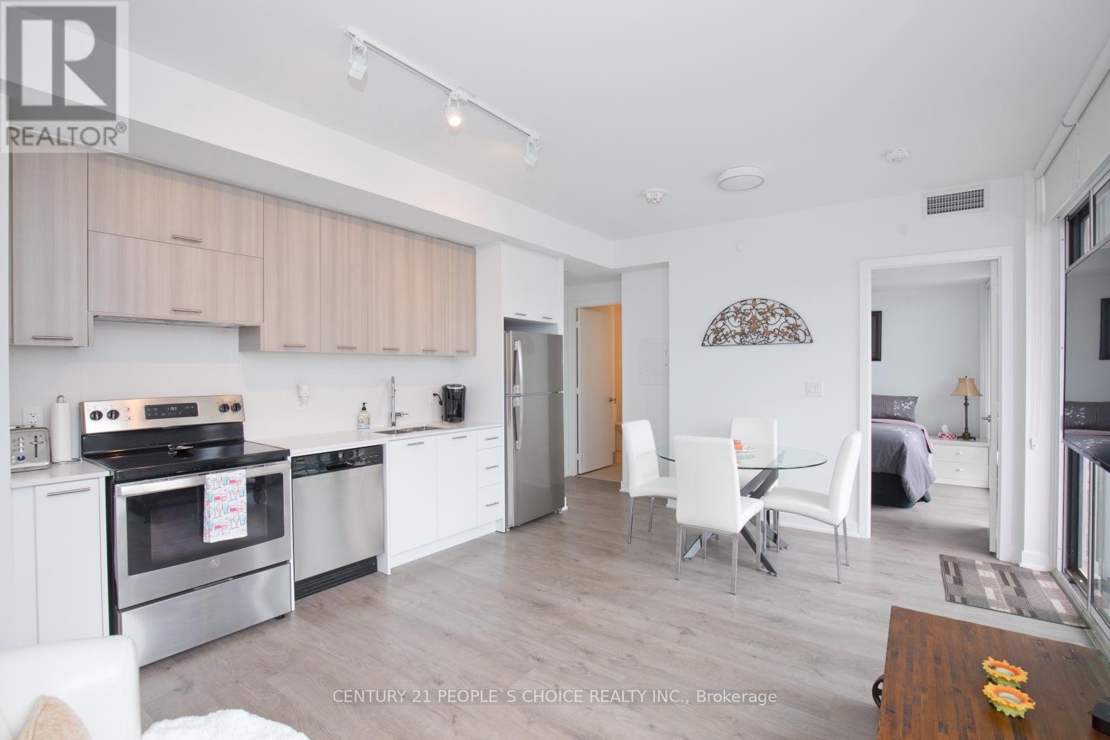 302 - 180 Veterans Drive, Brampton, Ontario  L7A 5G7 - Photo 8 - W13216624