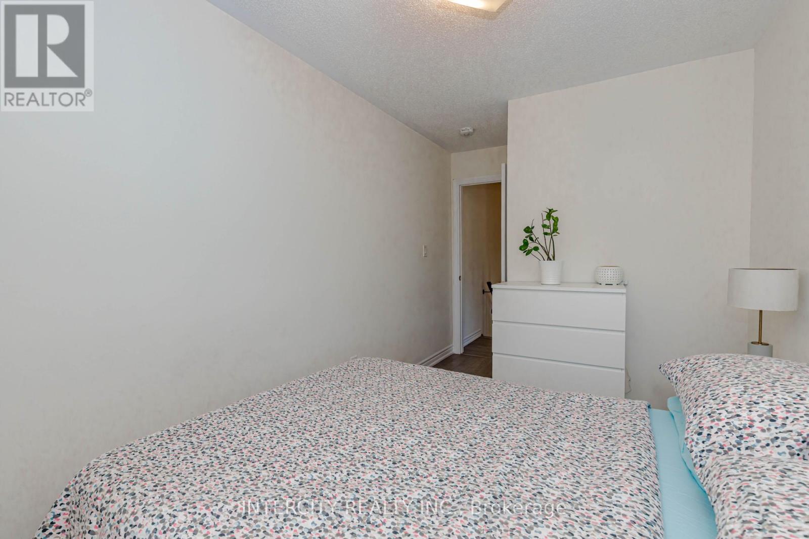 44 Shiff Crescent, Brampton, Ontario  L6Z 0B4 - Photo 36 - W13216628