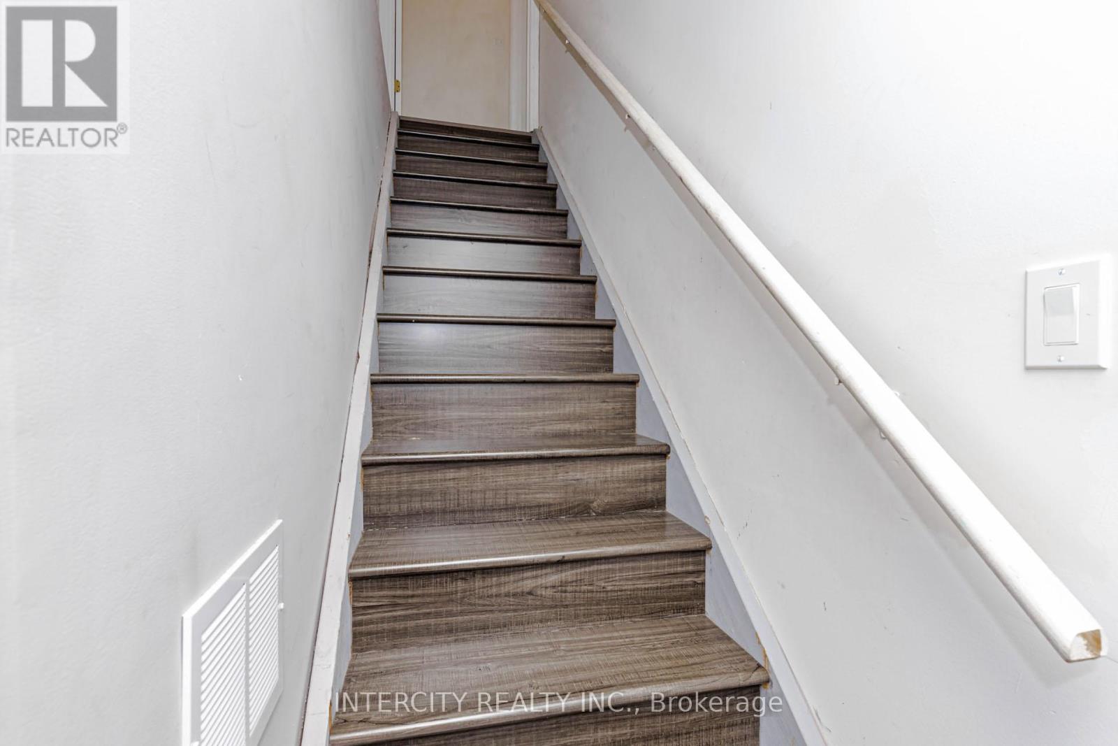 44 Shiff Crescent, Brampton, Ontario  L6Z 0B4 - Photo 40 - W13216628