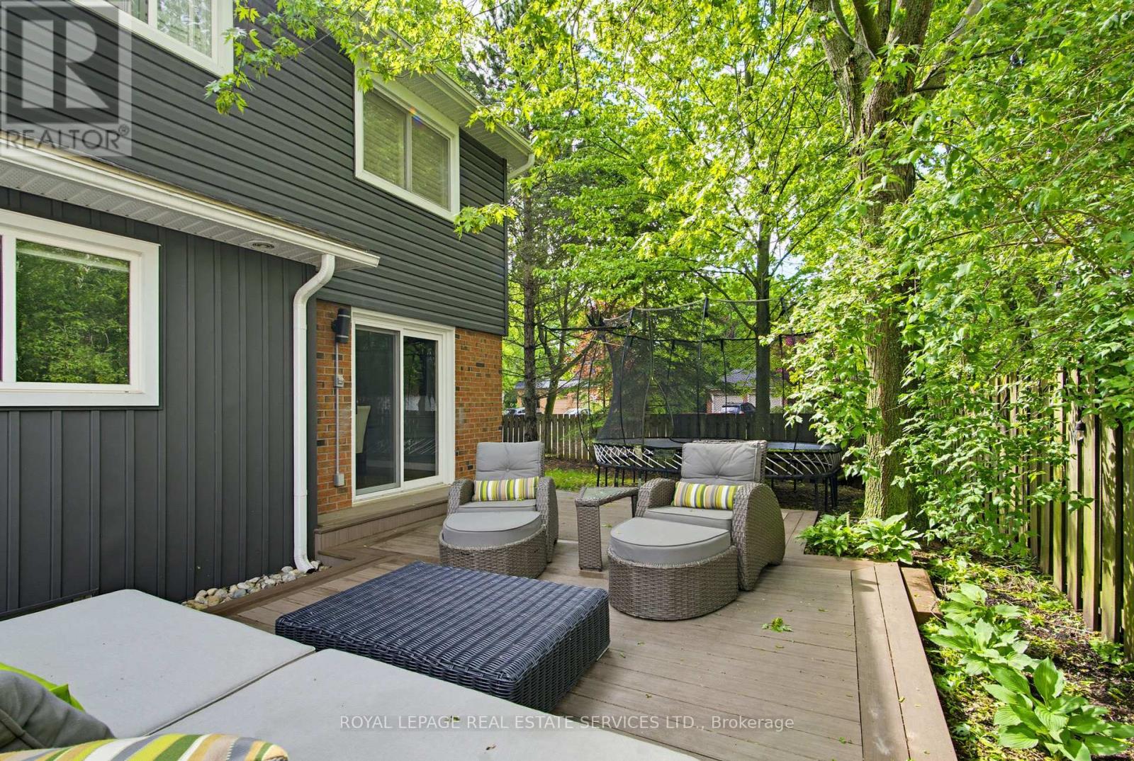 1390 Peerless Court, Oakville, Ontario  L6H 3A4 - Photo 17 - W13216650