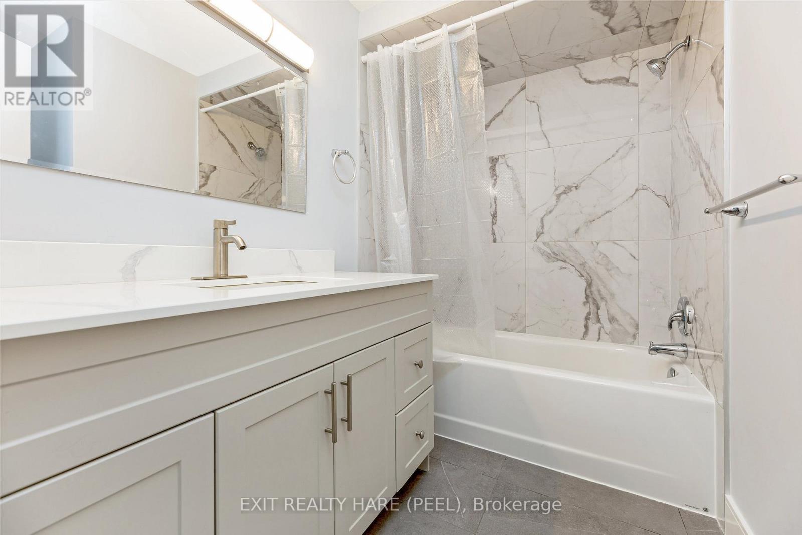 5 Garside Crescent, Brampton, Ontario  L6S 1H5 - Photo 18 - W13216666
