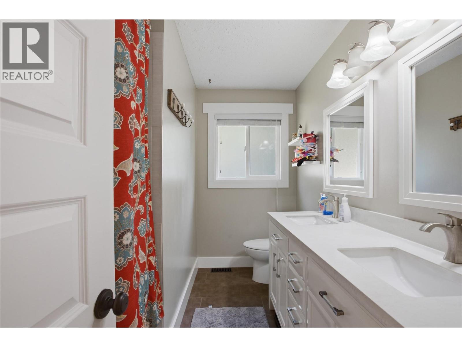 6273 Dallas Drive, Kamloops, British Columbia  V2C 4X6 - Photo 28 - 10389400