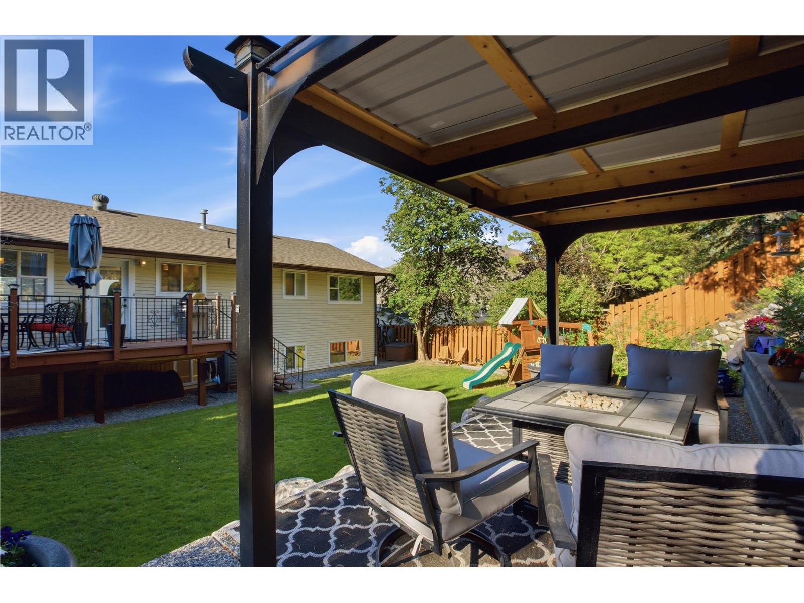 6273 Dallas Drive, Kamloops, British Columbia  V2C 4X6 - Photo 8 - 10389400
