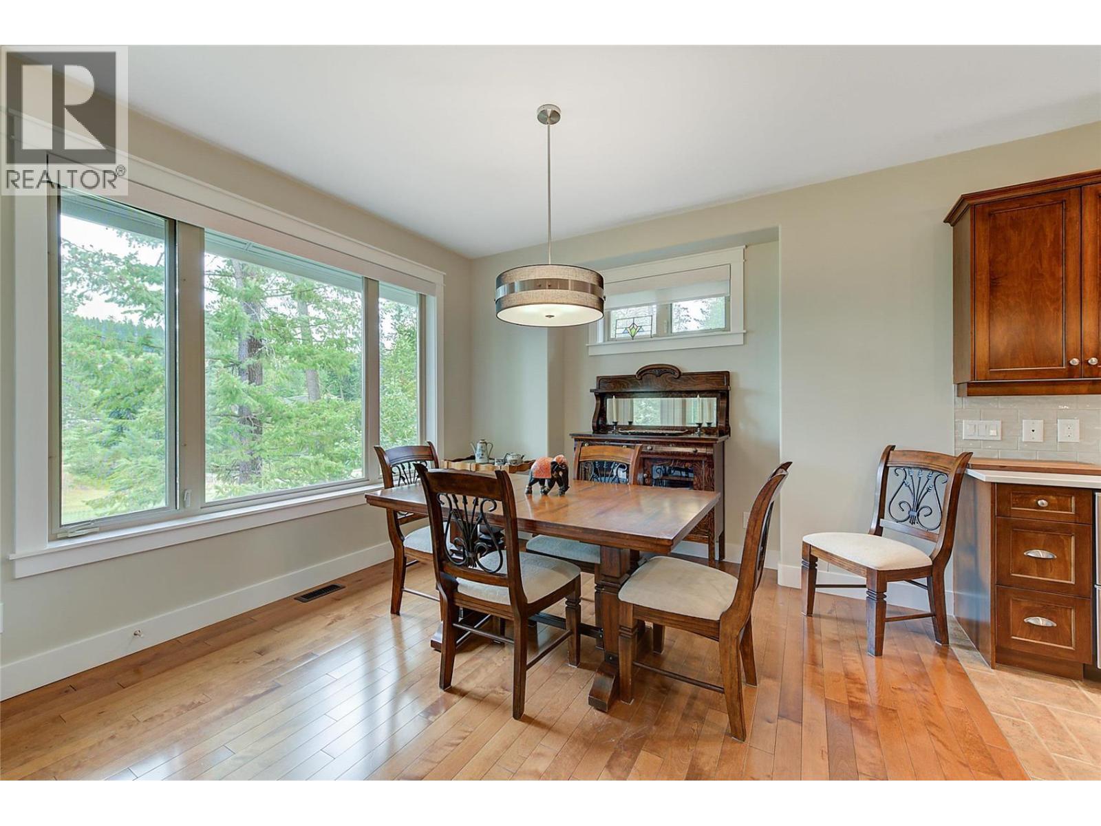 210 Dormie Place, Vernon, British Columbia  V1H 1Y5 - Photo 13 - 10389446