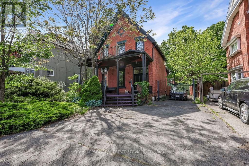 100 Wentworth Street S, Hamilton, Ontario  L8N 2Y9 - Photo 2 - X13216642