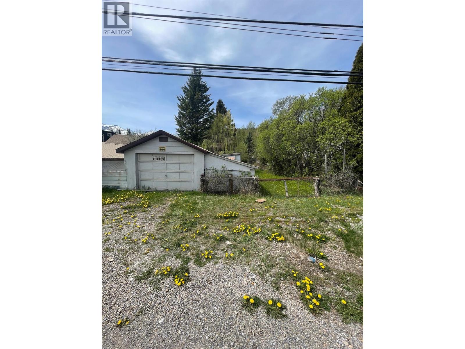 234 Beaver Street, Fernie, British Columbia  V0B 1M1 - Photo 1 - 10347101