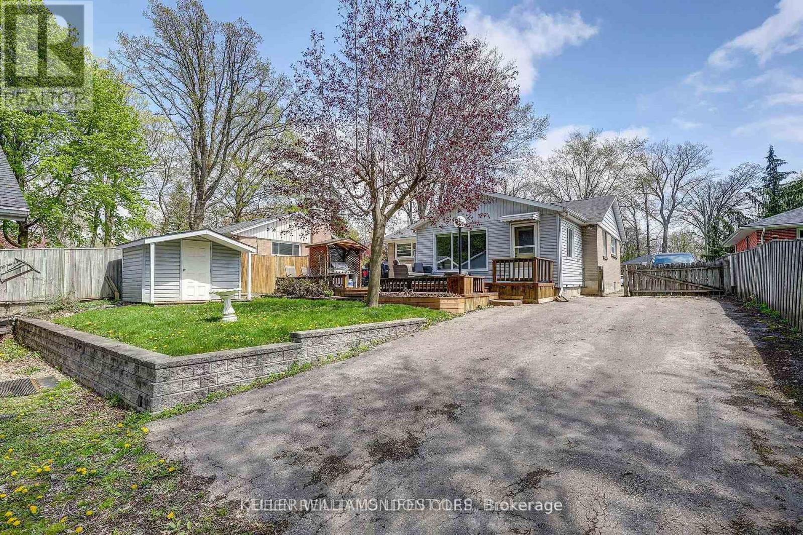 35 Thorncrest Crescent, London South, Ontario  N6J 1K4 - Photo 12 - X13216760