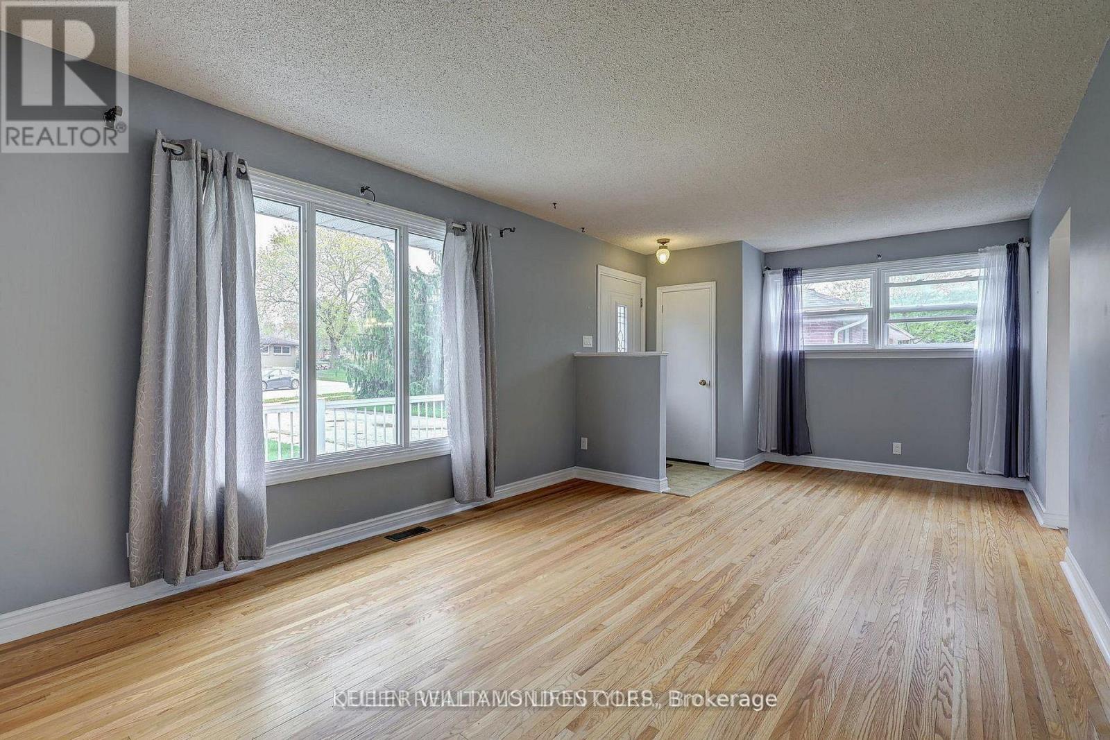 35 Thorncrest Crescent, London South, Ontario  N6J 1K4 - Photo 3 - X13216760