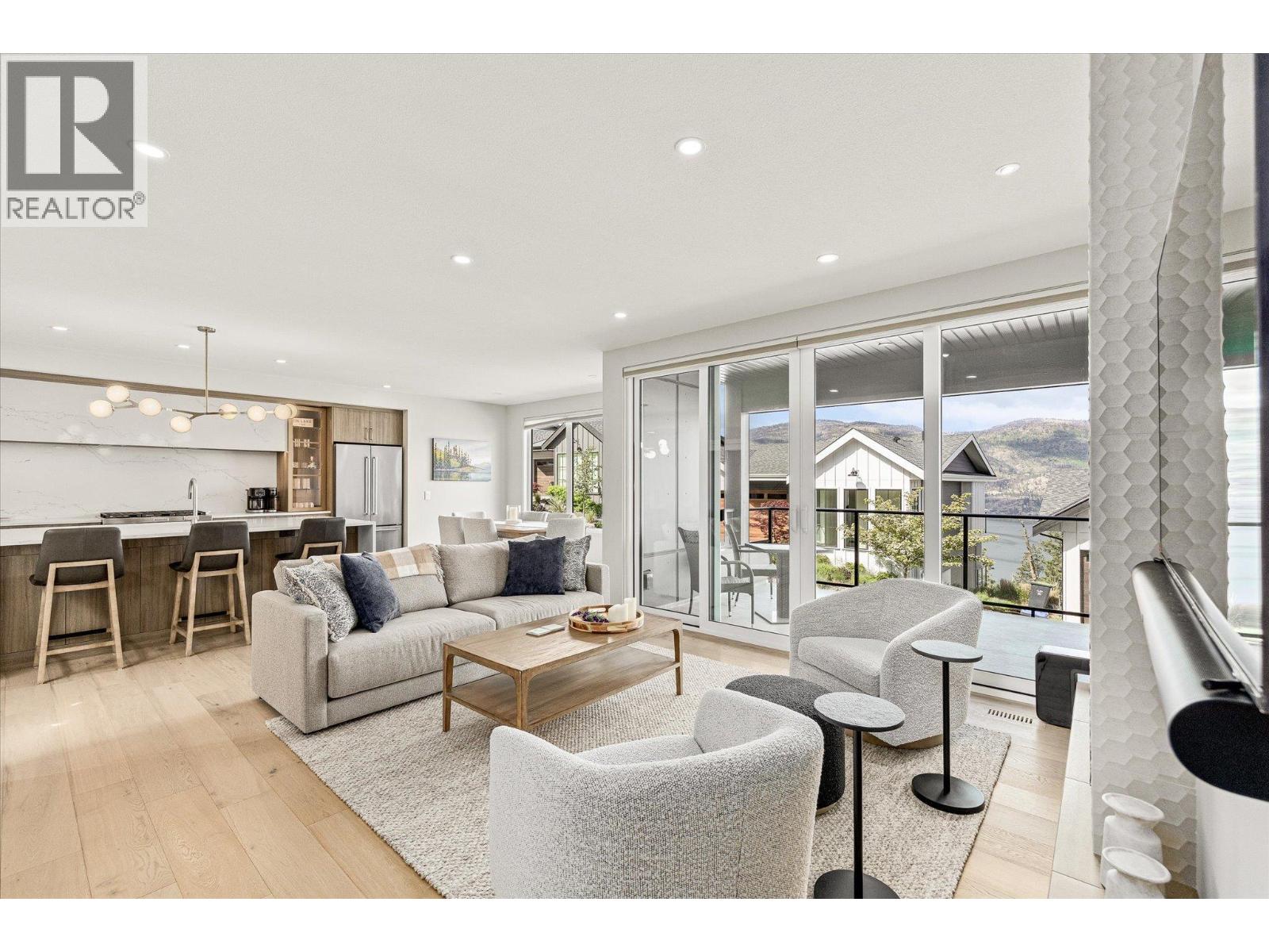 3311 Aspen Lane, Kelowna, British Columbia V1V 0C6 - Photo 3 - 10388631