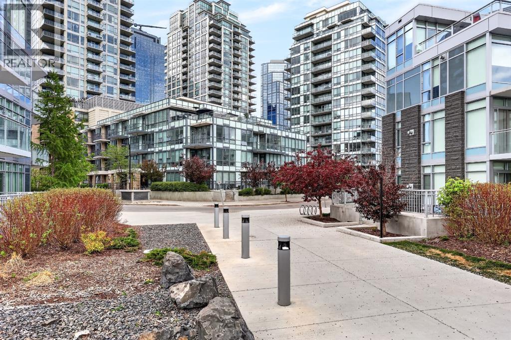 47 Waterfront Mews SW, Calgary, Alberta  T2P 0W3 - Photo 39 - A2315867