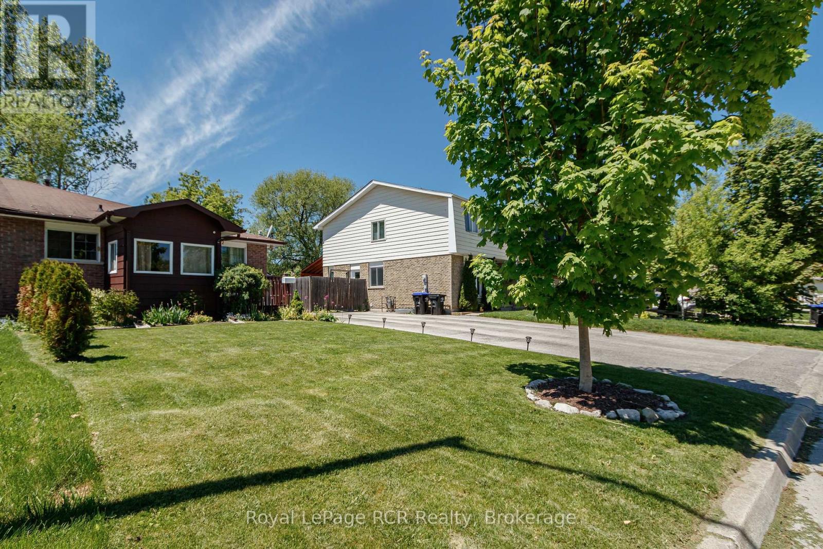 92 Alice Street, Collingwood, Ontario  L9Y 3S1 - Photo 2 - S13216836
