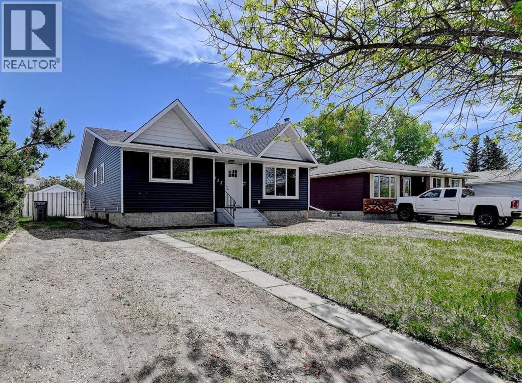 6625 Poplar Drive, Grande Prairie, Alberta T8W 1C8 - Photo 1 - A2316248