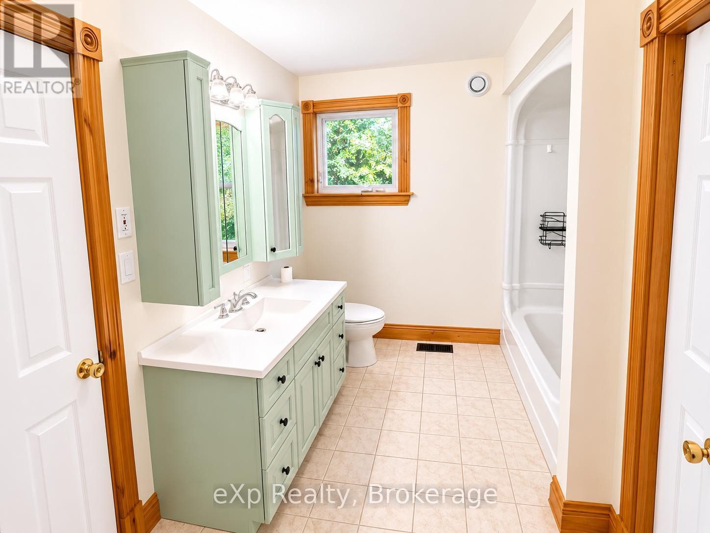 601177 8 Side Road, Chatsworth, Ontario  N0H 1L0 - Photo 11 - X13216818