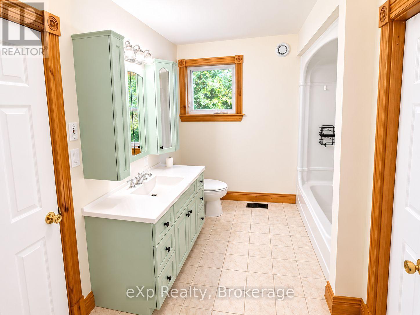 601177 8 Side Road, Chatsworth, Ontario  N0G 1L0 - Photo 11 - X13216828