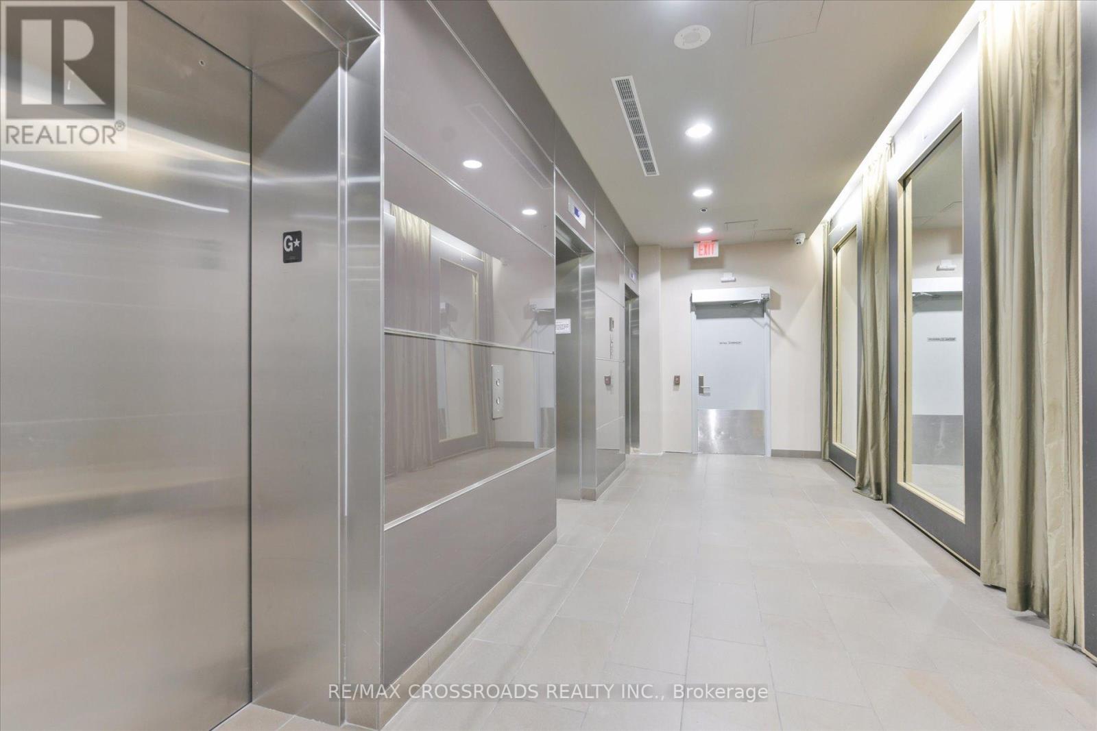 3001 - 126 Simcoe Street, Toronto, Ontario  M5H 4E6 - Photo 5 - C13216716