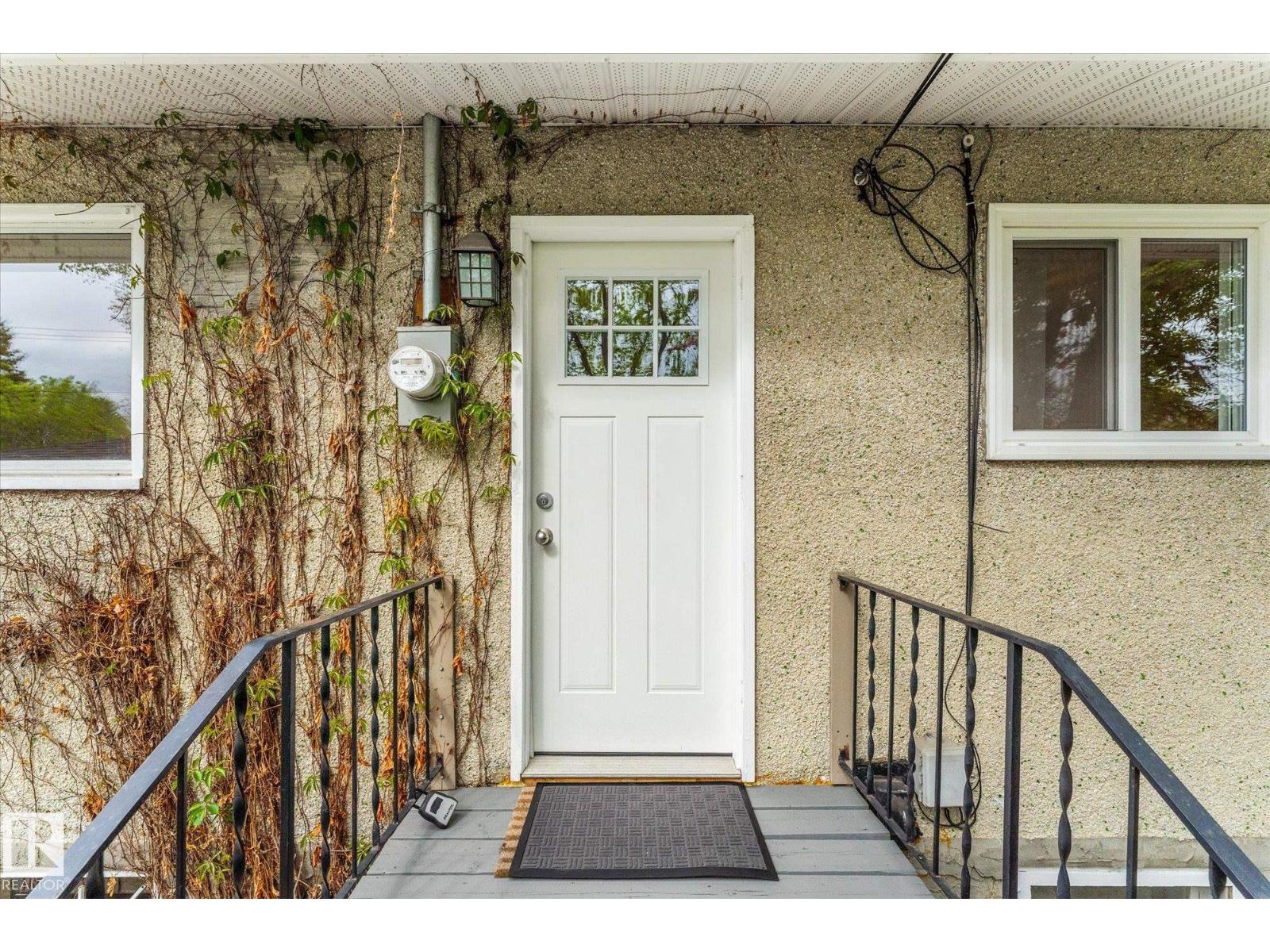 8911 149 St NW, Edmonton, Alberta  T5R 1B7 - Photo 23 - E4490844