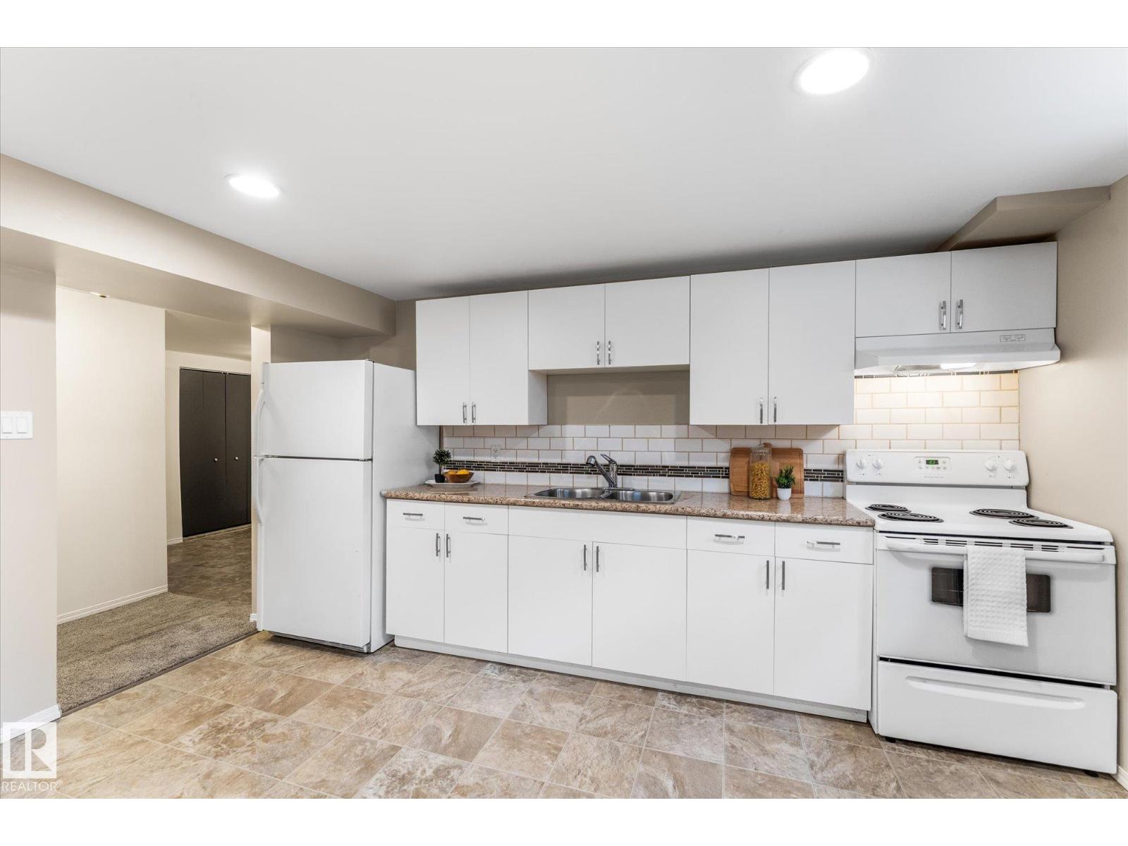 8911 149 St NW, Edmonton, Alberta  T5R 1B7 - Photo 33 - E4490844