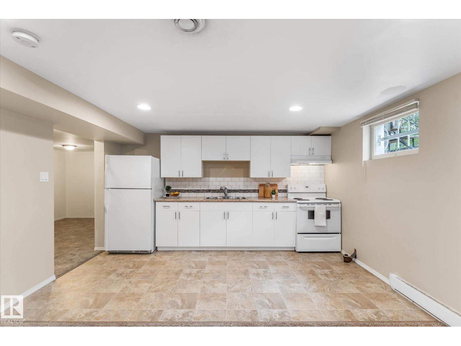 8911 149 St NW, Edmonton, Alberta  T5R 1B7 - Photo 34 - E4490844
