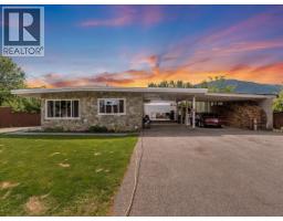 609 201st Avenue, Castlegar, British Columbia