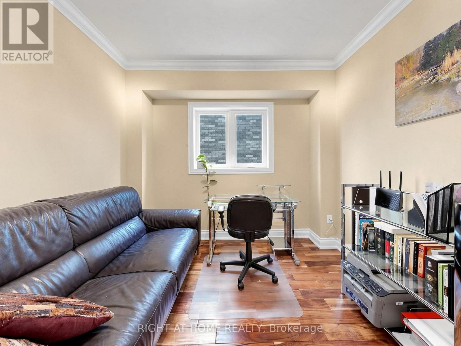 27 Crimson Court, Richmond Hill, Ontario  L4C 0J5 - Photo 11 - N13216736