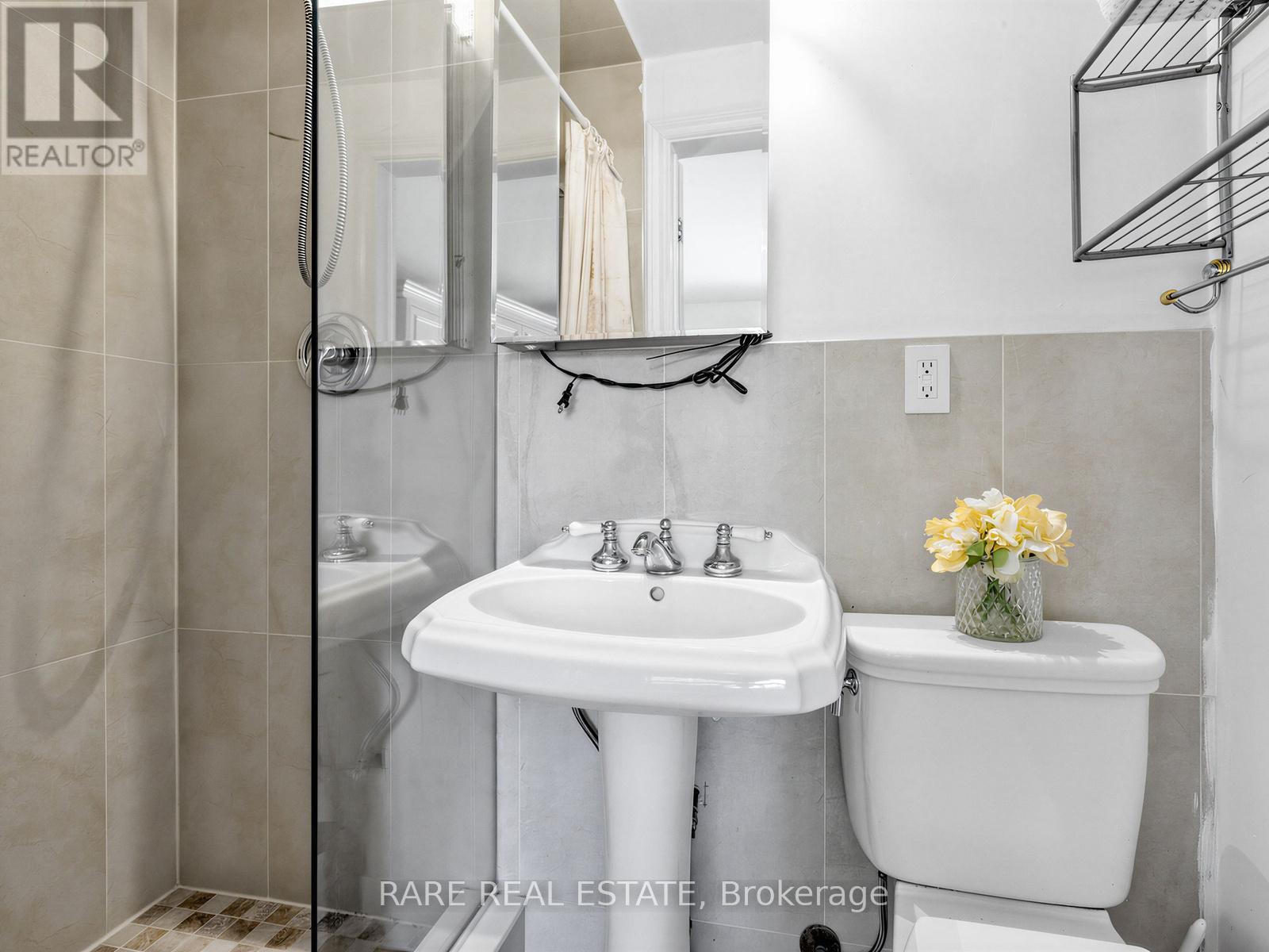 205 Beach Road, Georgina, Ontario  L4P 2L8 - Photo 25 - N13216798