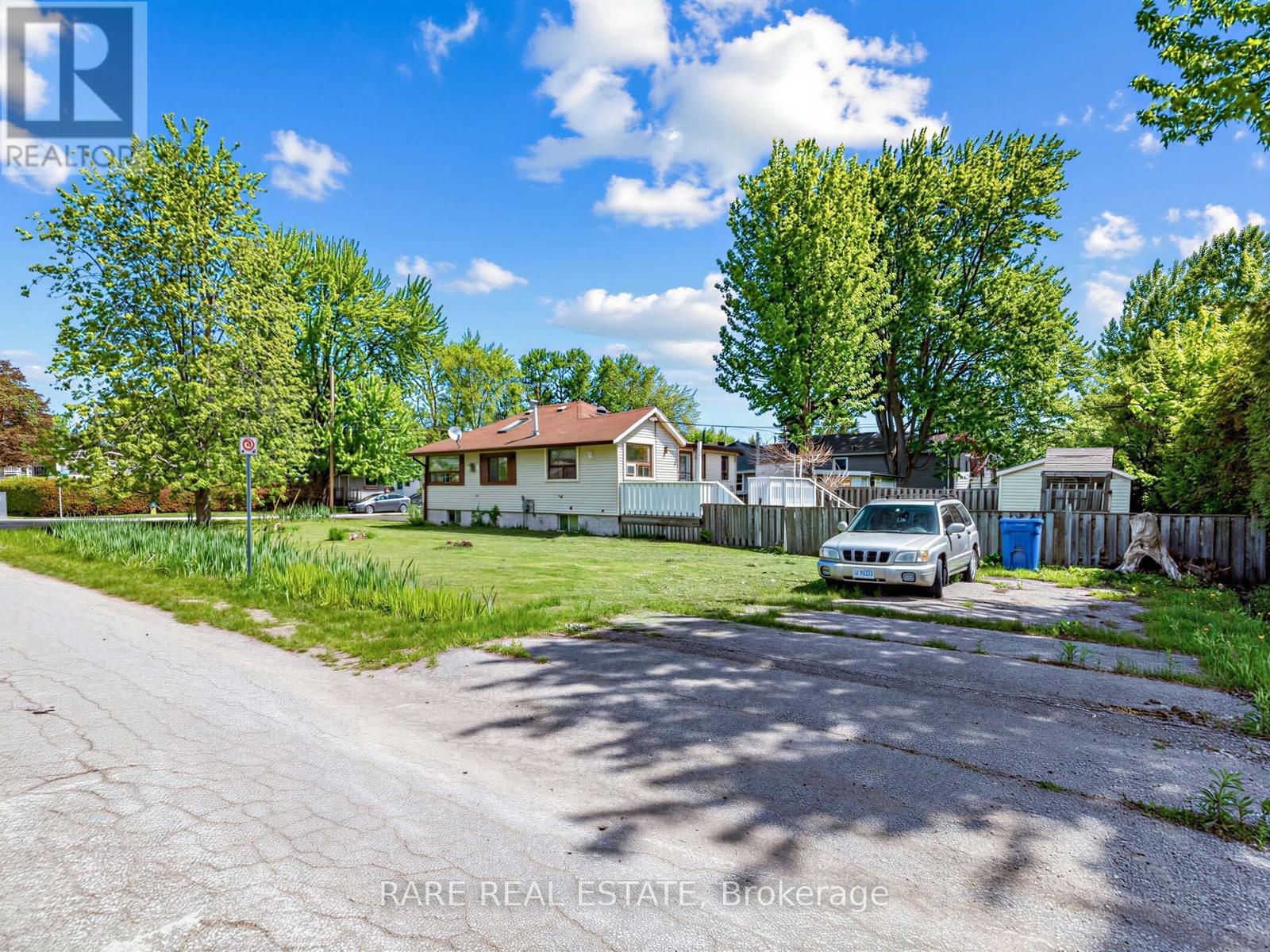 205 Beach Road, Georgina, Ontario  L4P 2L8 - Photo 28 - N13216798