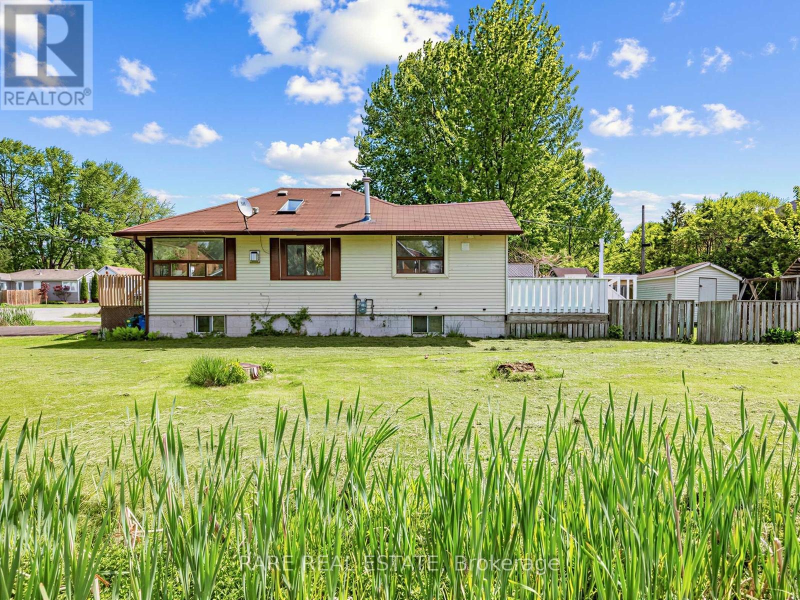 205 Beach Road, Georgina, Ontario  L4P 2L8 - Photo 29 - N13216798