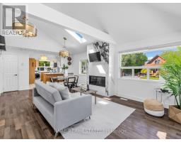 205 BEACH ROAD, Georgina, Ontario