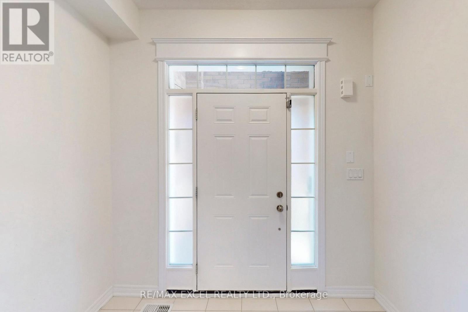 14 Twinflower Lane, Richmond Hill, Ontario  L4E 1E7 - Photo 17 - N13216840