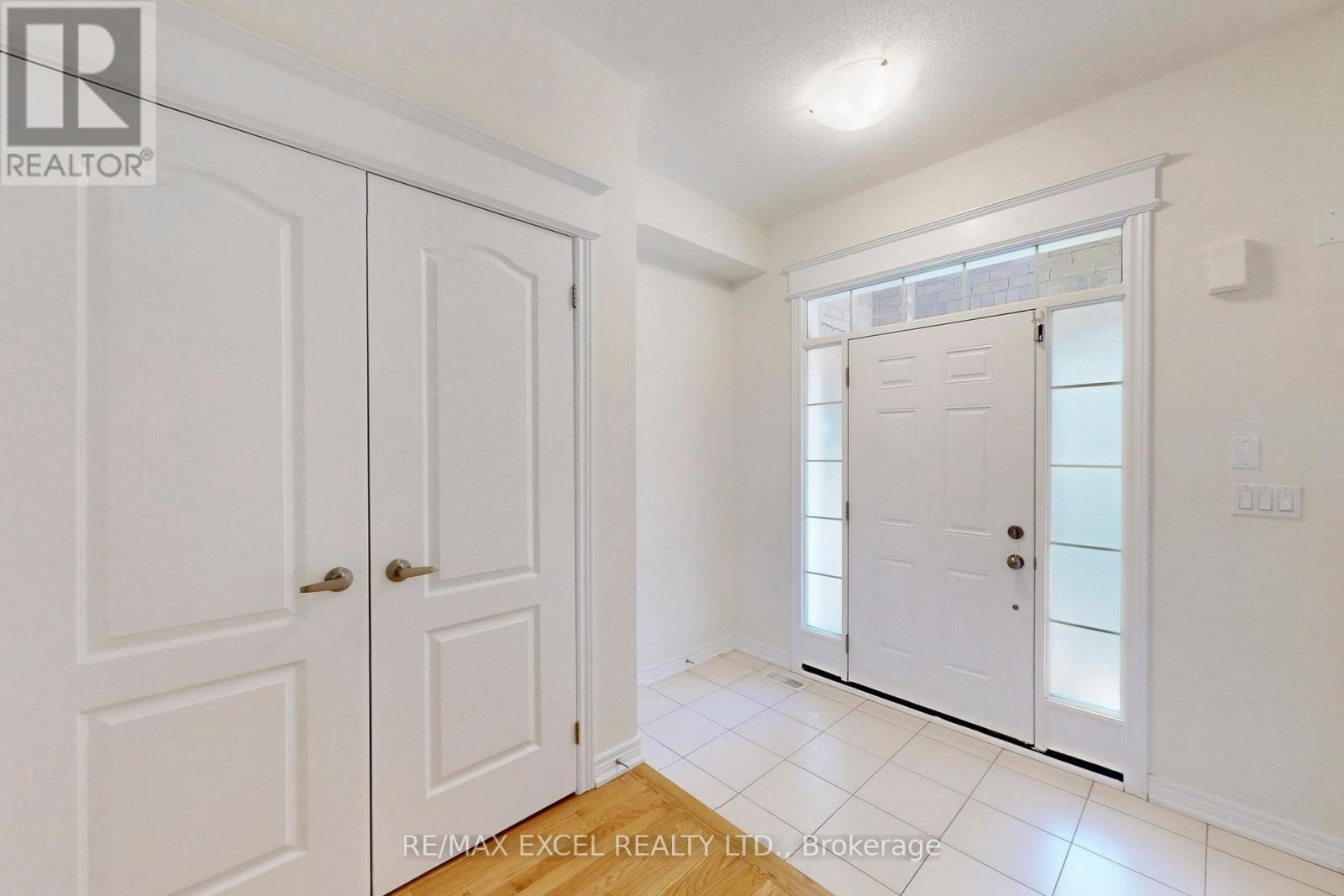 14 Twinflower Lane, Richmond Hill, Ontario  L4E 1E7 - Photo 18 - N13216840