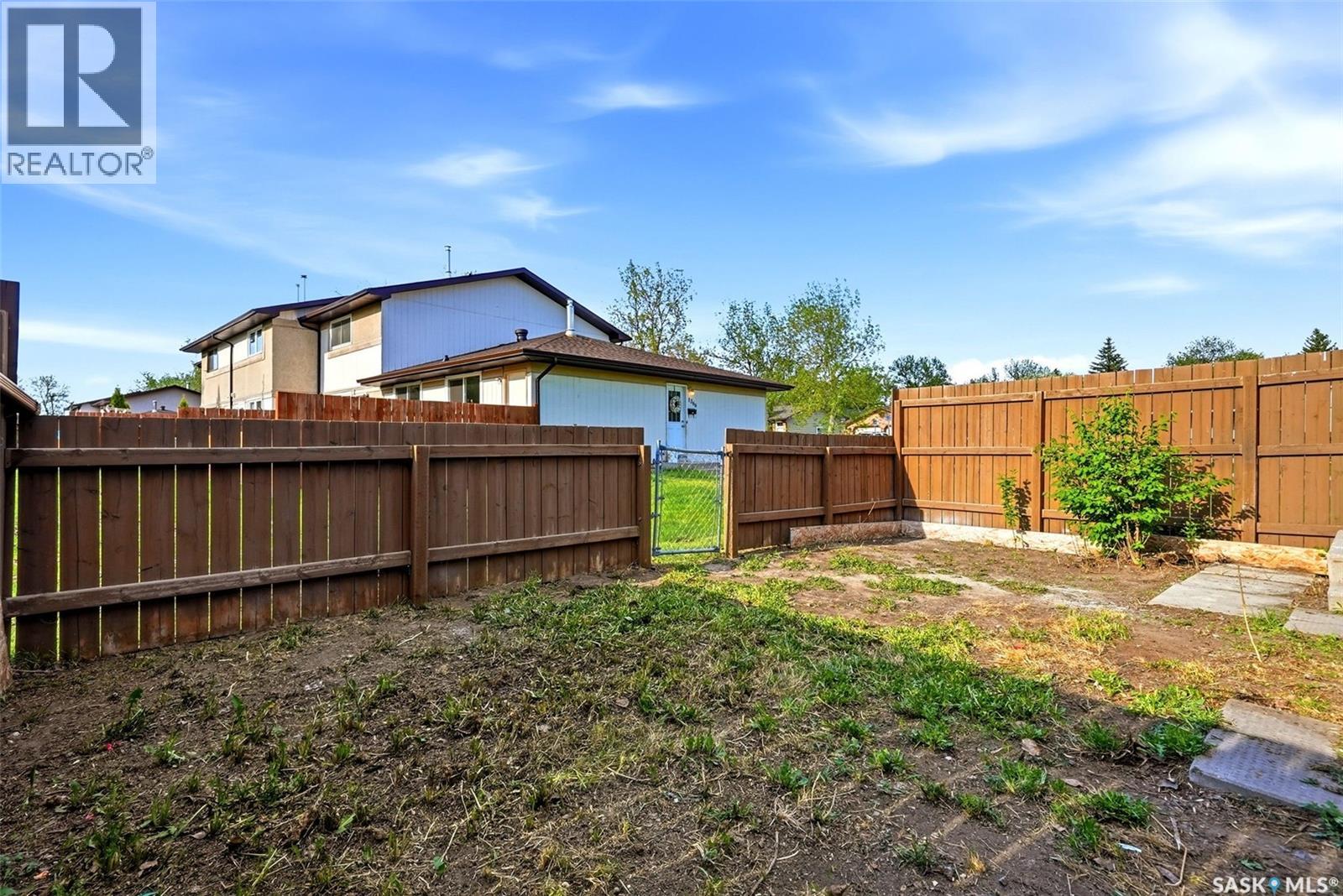 127 Mackenzie Way, Regina, Saskatchewan  S4N 5M9 - Photo 25 - SK037644