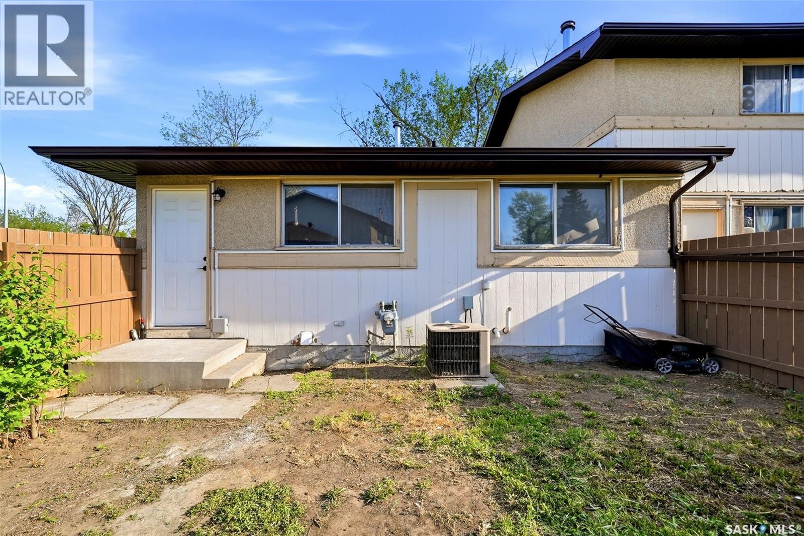 127 Mackenzie Way, Regina, Saskatchewan  S4N 5M9 - Photo 27 - SK037644