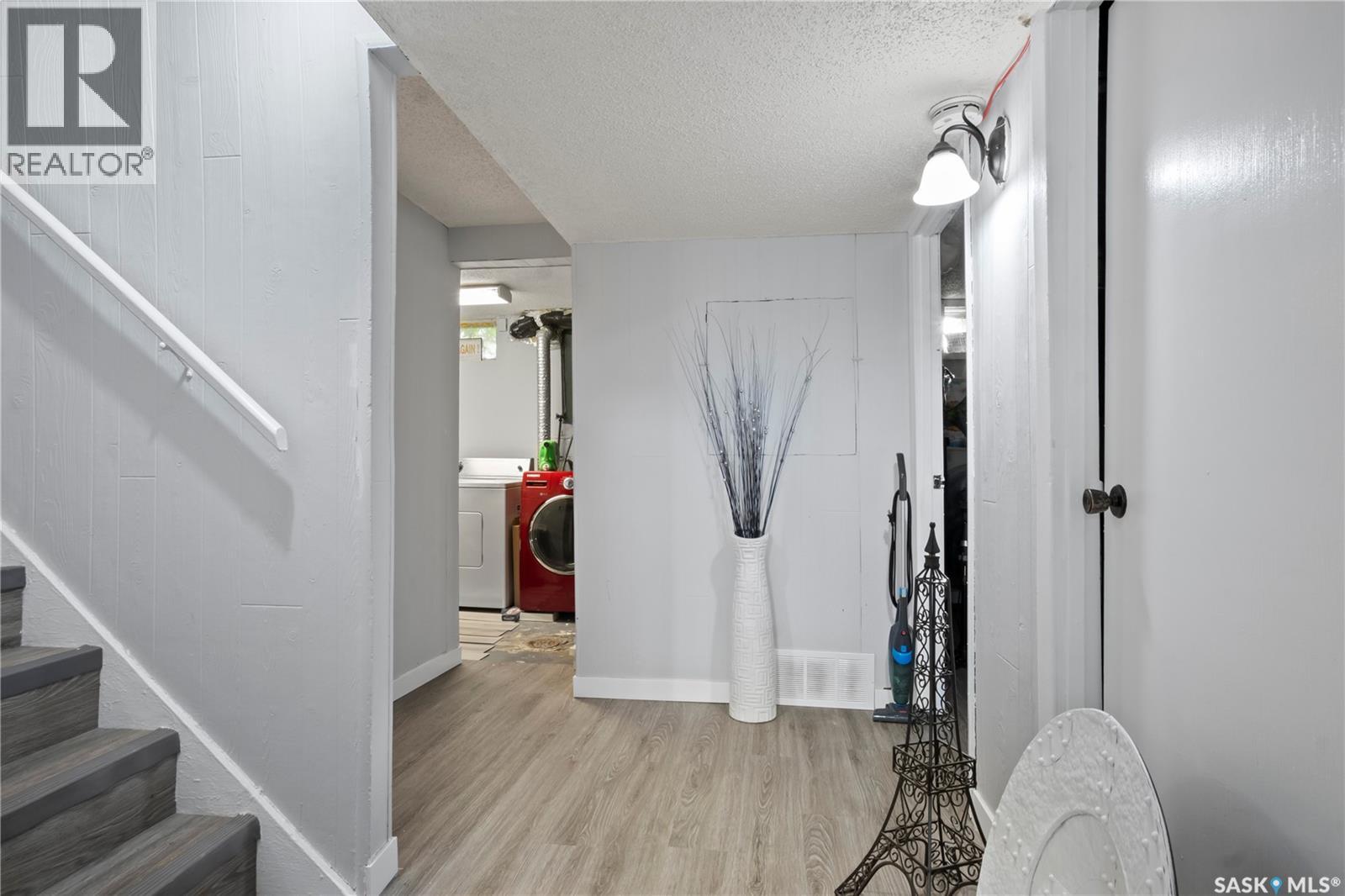 18 Hyland Crescent, Regina, Saskatchewan  S4R 7P3 - Photo 25 - SK037631