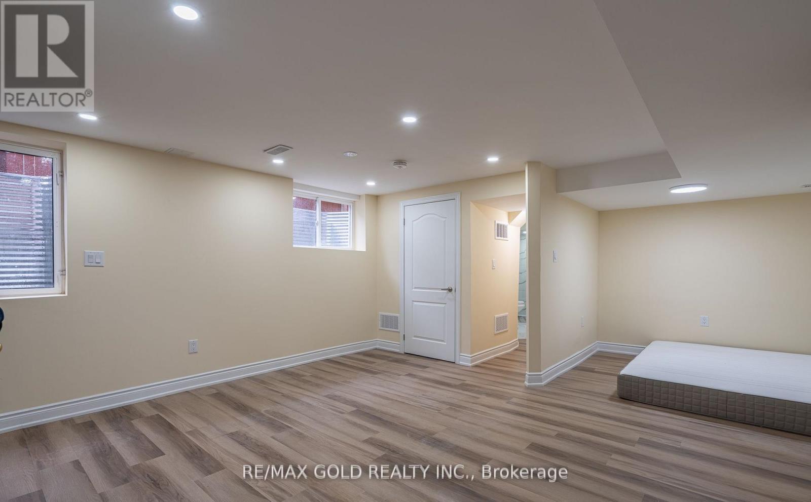 102 Bunchberry Way, Brampton, Ontario  L6R 2E8 - Photo 28 - W13216766