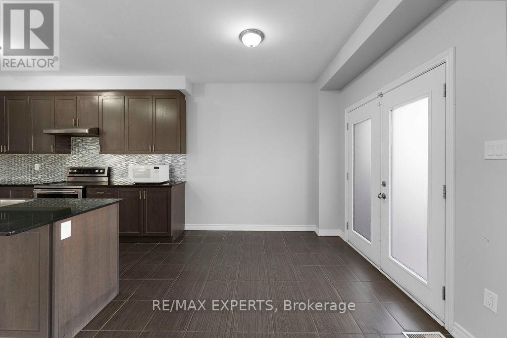 300 Remembrance Road, Brampton, Ontario  L7A 0G4 - Photo 6 - W13216796