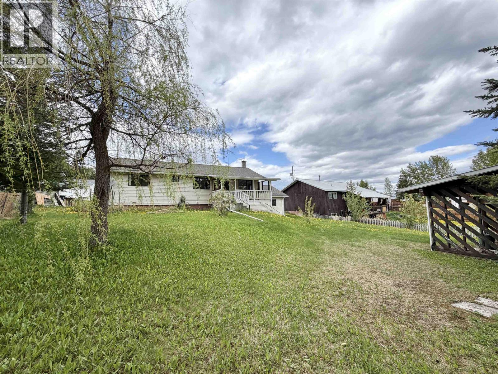57 Chapman Street, Granisle, British Columbia  V0J 1W0 - Photo 37 - R3129441