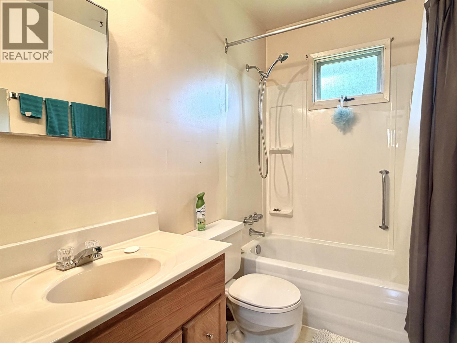57 Chapman Street, Granisle, British Columbia  V0J 1W0 - Photo 15 - R3129441